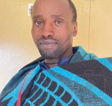 PHOOFOLO HA E REKISOE JOALOKA APOLE